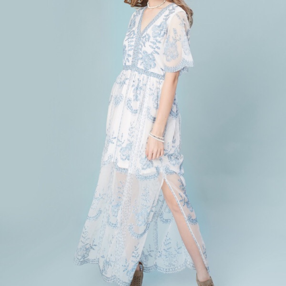 Altar’d State lace maxi blue and white